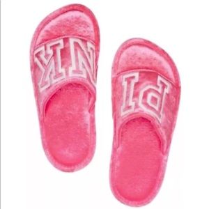 Victoria Secret Pink Slippers!